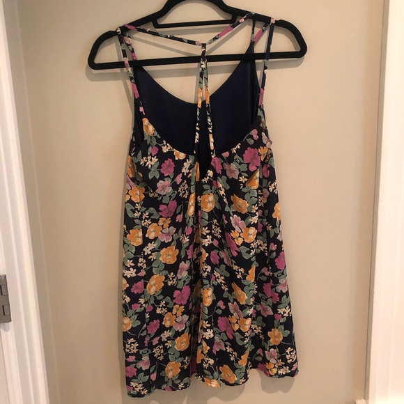 Tobi Blue Flower Sleeveless Dress - Picture 6 of 6